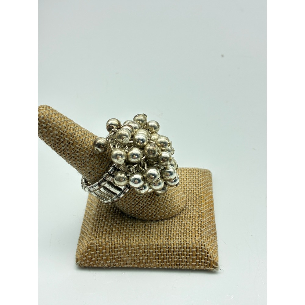 Statement Stretch Rings Lot of 3 Silver Cluster Grey Flower Autumn Beaded - Picture 5 of 13